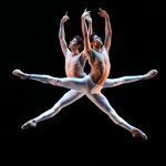 Het-Nationale-Ballet-Classical-Symphony-foto-Hans-Gerritsen-0OKT1056-scaled